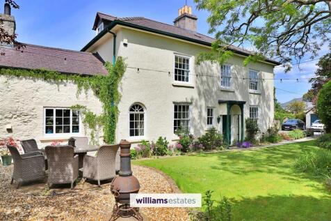 5 bedroom character property for sale