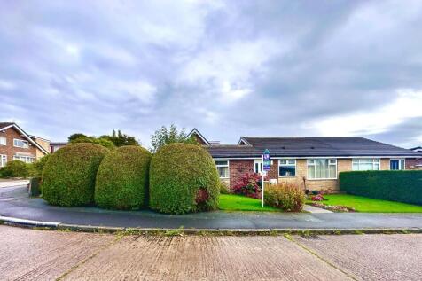 Southlands, Kirkheaton, Huddersfield 2 bed semi