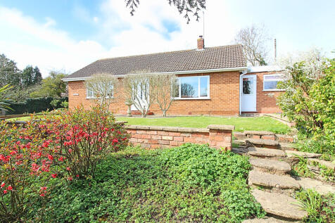 3 bedroom detached bungalow for sale