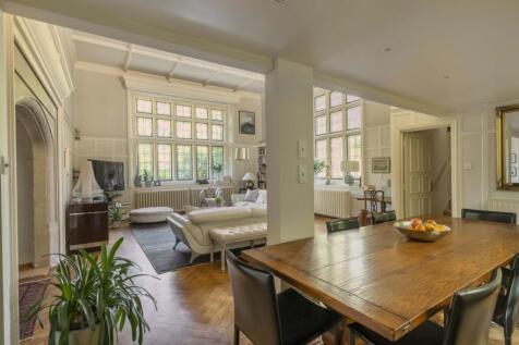 Sandown Park, Pembury Grange Sandown... 4 bed semi