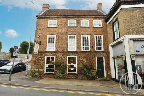 Town house for sale