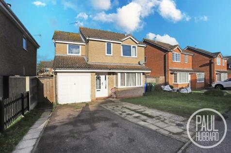 Coverdale, Carlton Colville, NR33 4 bed detached house for sale