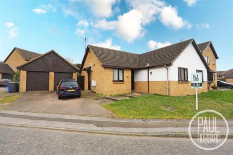 Akethorpe Way, Lowestoft, NR32 4 bed detached bungalow for sale