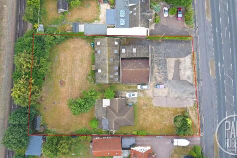 Felixstowe Road, Nacton, Ipswich 2 bed detached bungalow for sale
