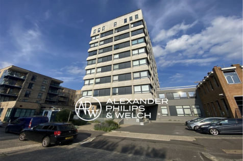 1 The Causeway, Worthing BN12 1 bed flat for sale