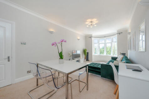 William Court, 6 Hall Road, St John's... 2 bed flat for sale