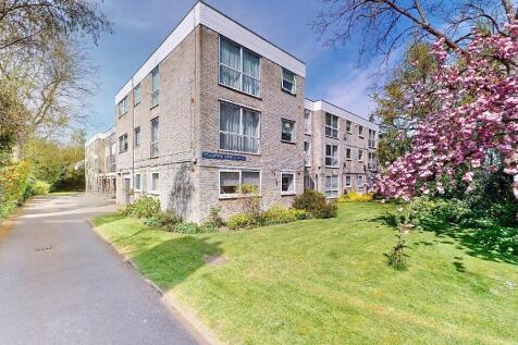 Clarendon Court, Kew Gardens Road... 2 bed flat for sale