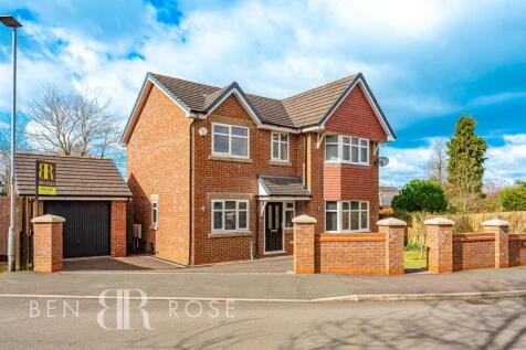 Spinners Close, Coppull, Chorley 4 bed detached house for sale
