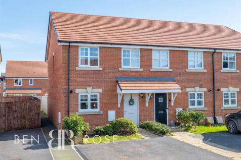 3 bedroom end of terrace house for sale