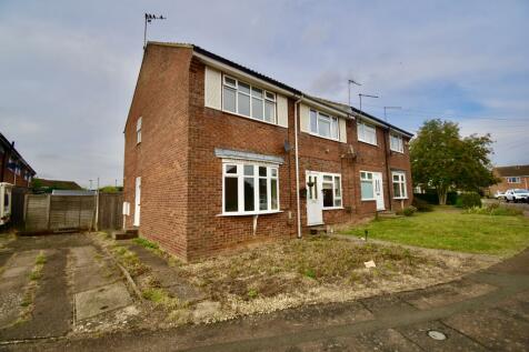 2 bedroom semi-detached house for sale