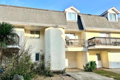 3 bedroom property for sale