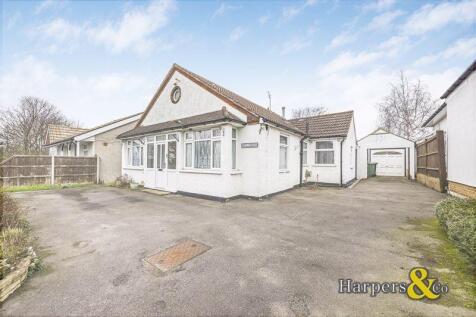 2 bedroom detached bungalow for sale