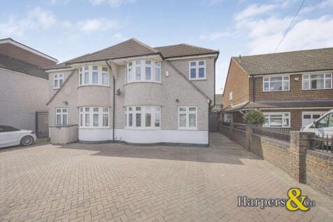 5 bedroom semi-detached house for sale