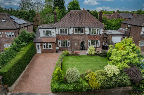 6 bedroom detached house for sale