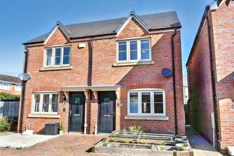 2 bedroom semi-detached house for sale
