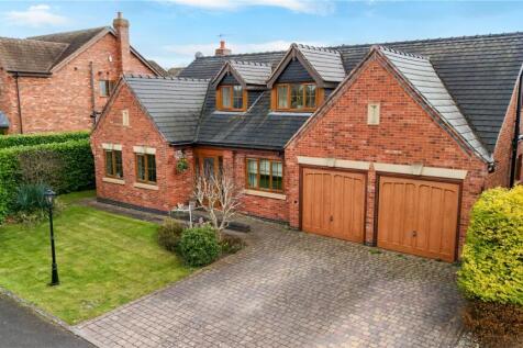 Yew Tree Court, Broomhall WR5 4 bed detached house for sale
