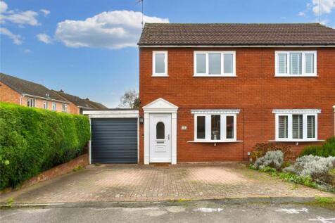 Woodland Close, Worcestershire WR3 3 bed semi