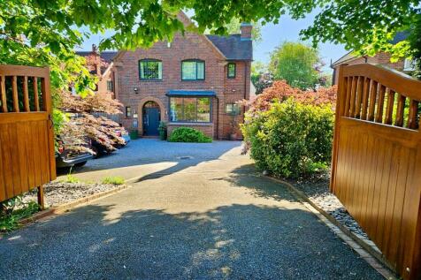 3 bedroom detached house for sale