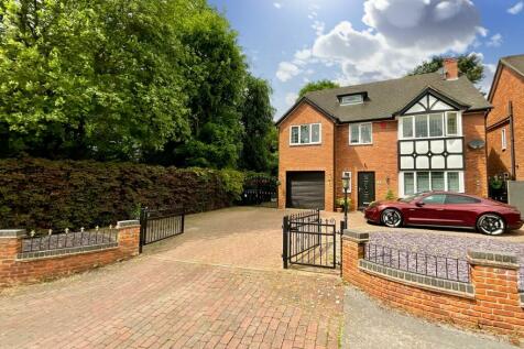 5 bedroom detached house for sale