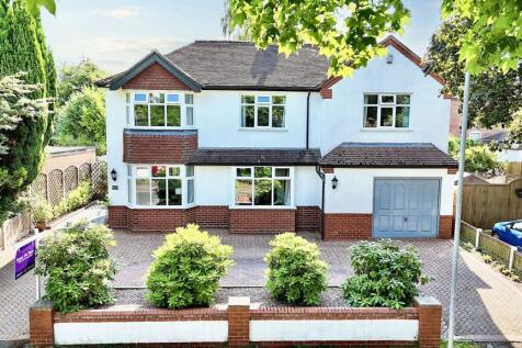 Beresford Crescent, Newcastle, ST5 5 bed detached house for sale