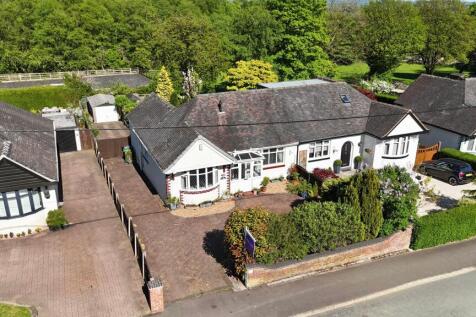 2 bedroom semi-detached bungalow for sale