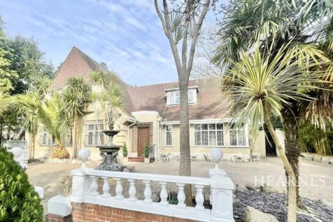 Benellen Road, Talbot Woods... 6 bed detached house for sale