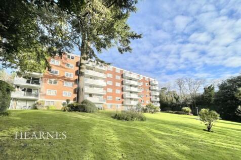 Branksome Wood Road, Bournemouth, BH2 2 bed apartment for sale