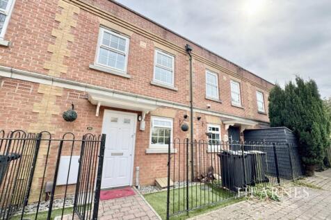 St Georges Drive, Bournemouth, BH11 2 bed terraced house for sale