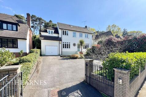 Howard Road, Queens Park... 5 bed detached house for sale