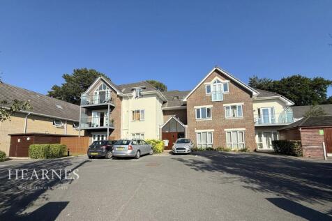 Wimborne Road, Bournemouth, BH2 2 bed apartment for sale