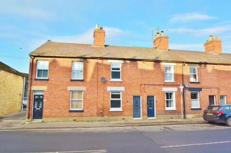 East Street, Thame 2 bed terraced house for sale
