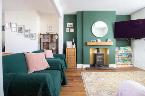 Embassy Walk, Bristol BS5 3 bed end of terrace house for sale