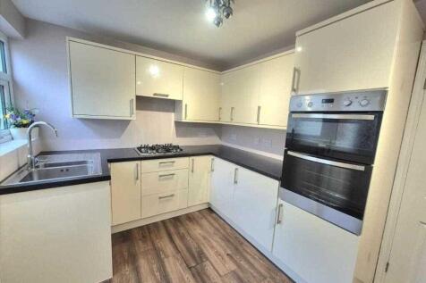 Porth CF39 3 bed terraced house for sale