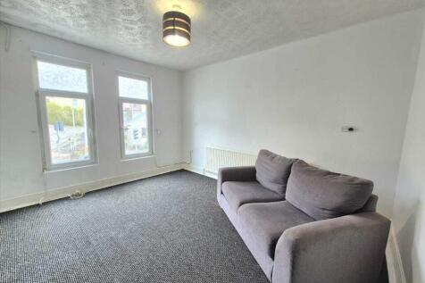 Tonypandy CF40 2 bed apartment for sale