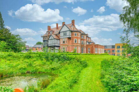 Manor House, 86, New House Farm... 2 bed apartment for sale