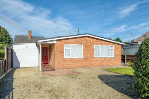 3 bedroom detached bungalow for sale