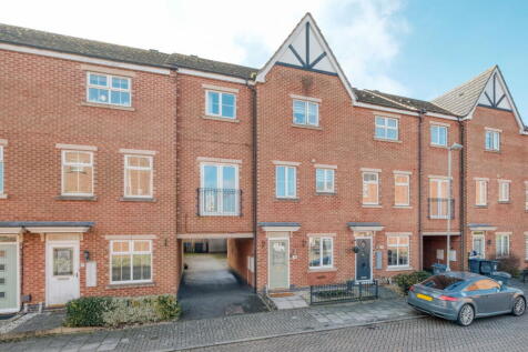 William Road, Northfield, Birmingham... 4 bed townhouse for sale