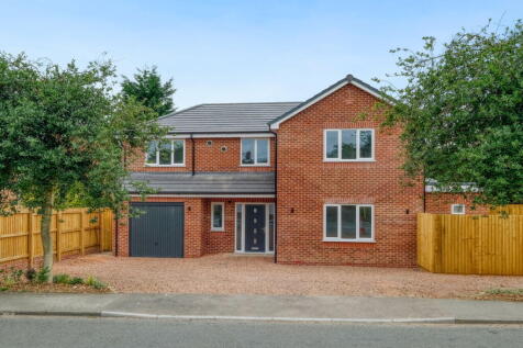 Alcester Road, Lickey End... 4 bed detached house for sale