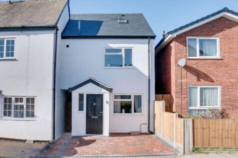 Carlyle Road, Aston Fields... 3 bed semi