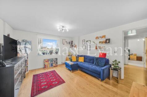 Tyne Street, Aldgate, London, E1 2 bed flat for sale