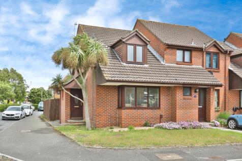 1 bedroom end of terrace house for sale
