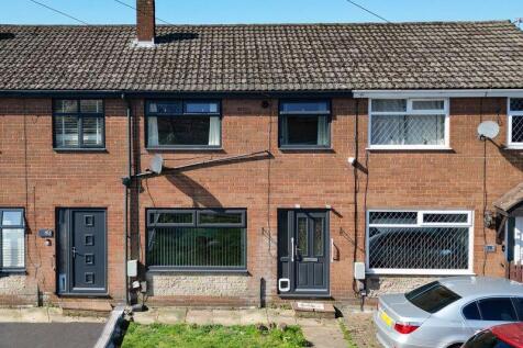 3 bedroom terraced house for sale