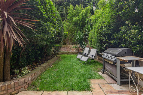 St. Lukes Road, Notting Hill, London 2 bed flat for sale