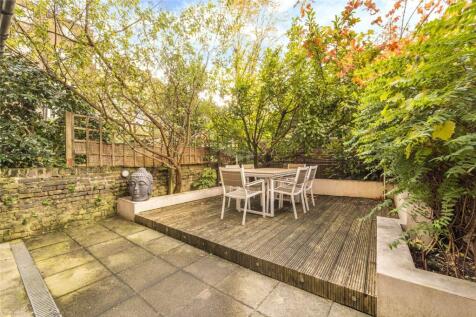 St. Lukes Road, Notting Hill, London 2 bed flat for sale