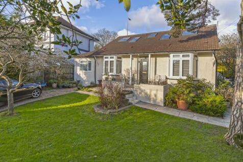 5 bedroom detached bungalow for sale