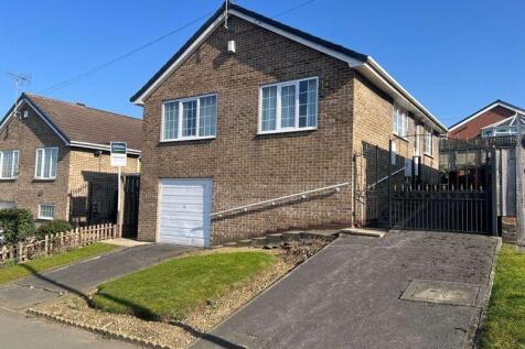 3 bedroom detached bungalow for sale