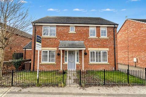 Carleton Road, Pontefract WF8 4 bed detached house for sale