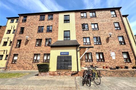 1 bedroom flat for sale