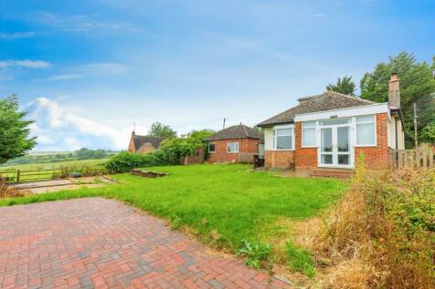 4 bedroom detached bungalow for sale