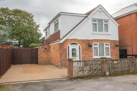 Totton 3 bed detached house for sale